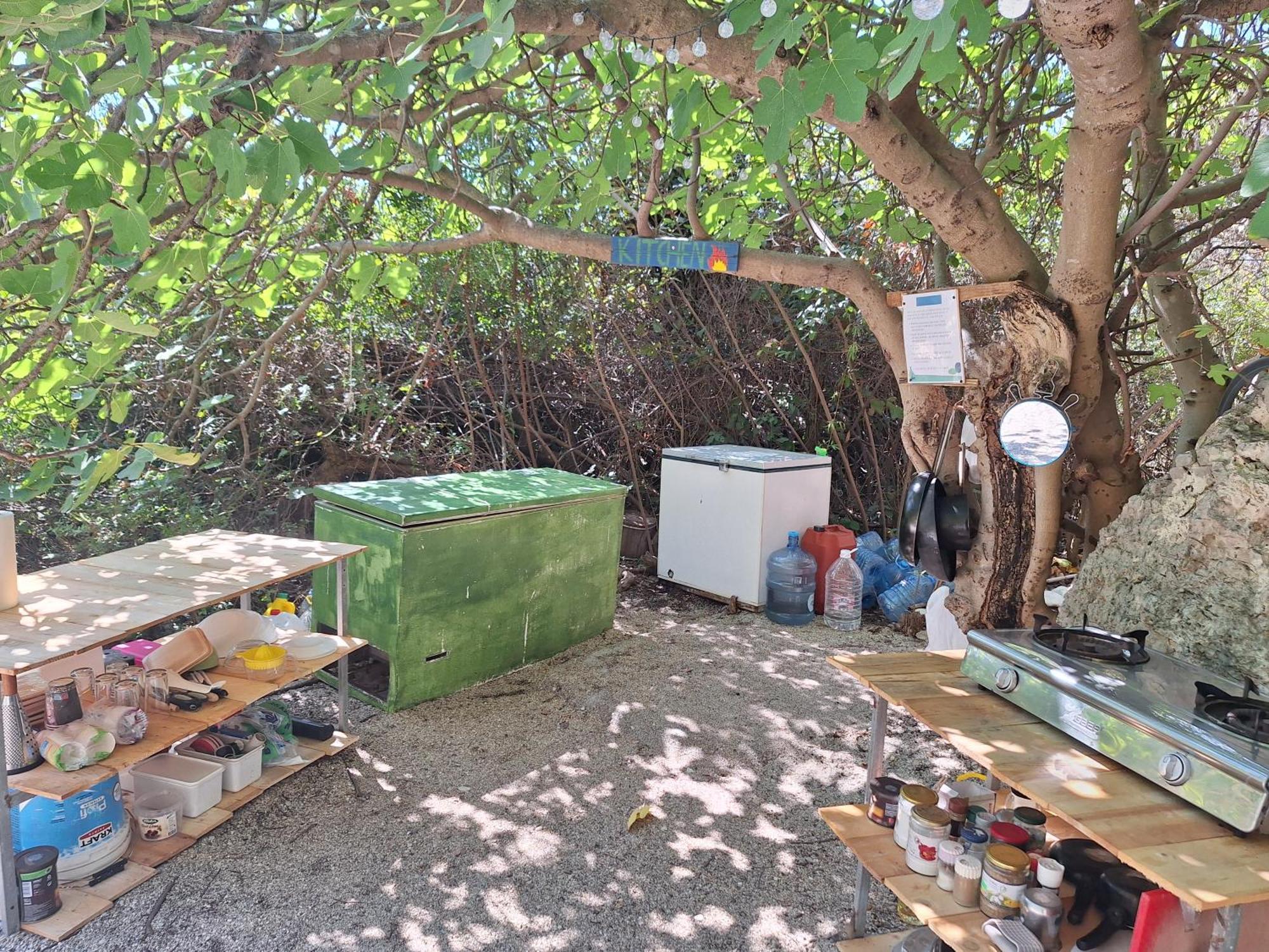 Lost Paradise Eco Camping Himarë Exterior foto